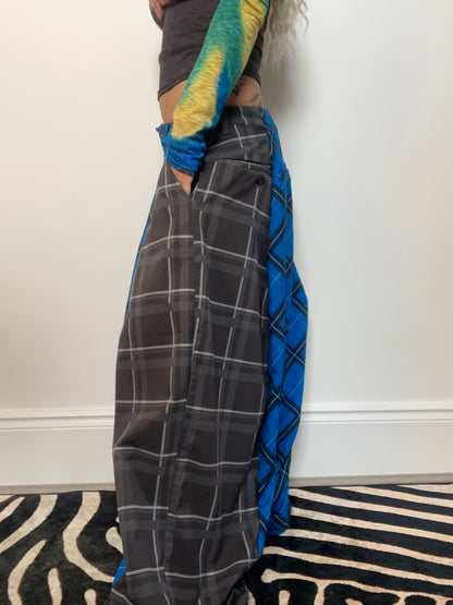 The Two-Tone Trousers in Blue and Grey Tartan