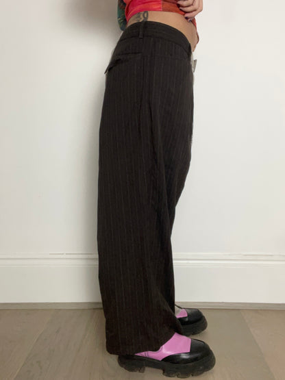 The Two-Tone Trousers in Beige and Brown Tartan