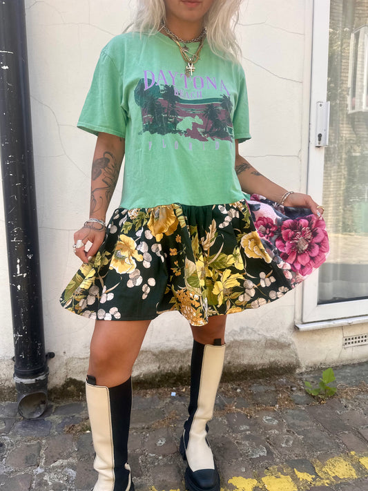 The Courtney Vintage Florida T-shirt Dress