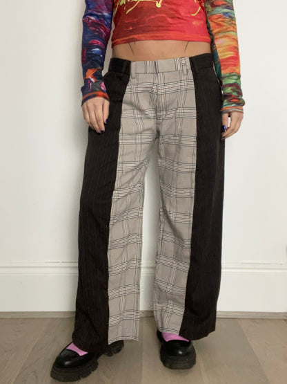 The Two-Tone Trousers in Beige and Brown Tartan