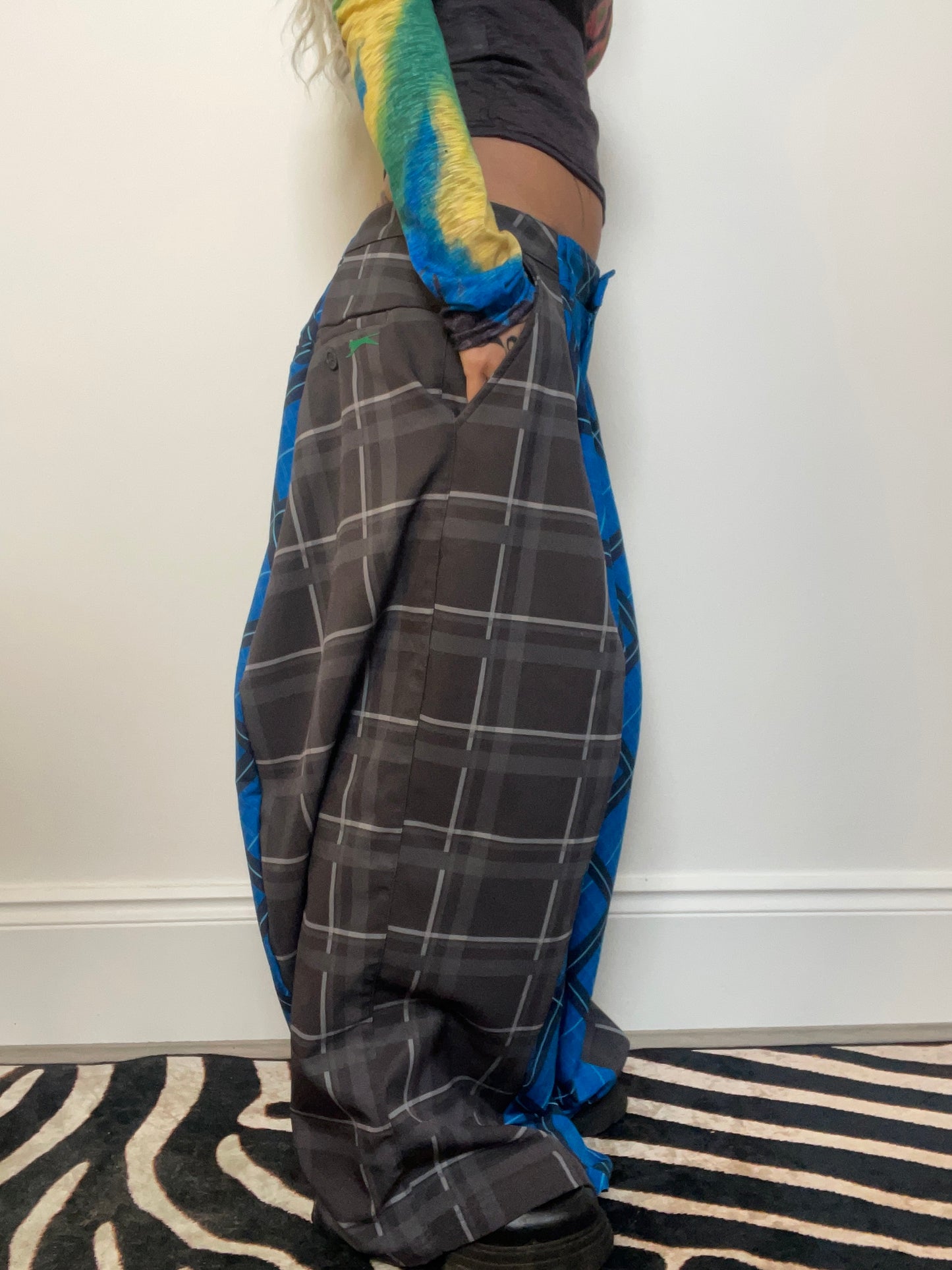 The Two-Tone Trousers in Blue and Grey Tartan